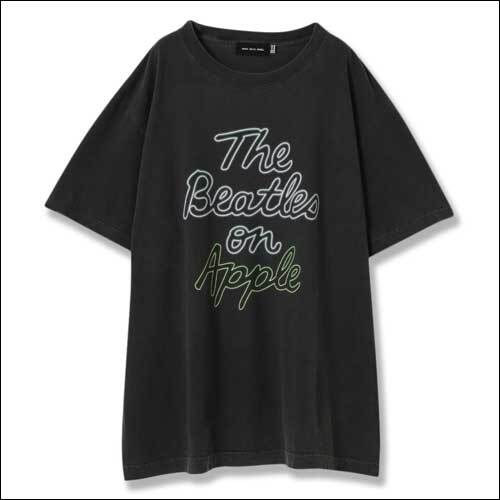 ザ・ビートルズ / The Beatles On Apple Tee – THE BEATLES STORE