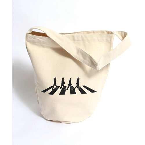 ザ・ビートルズ / Abbey Road Silhouette Shoulder Bag White (Bag / White)